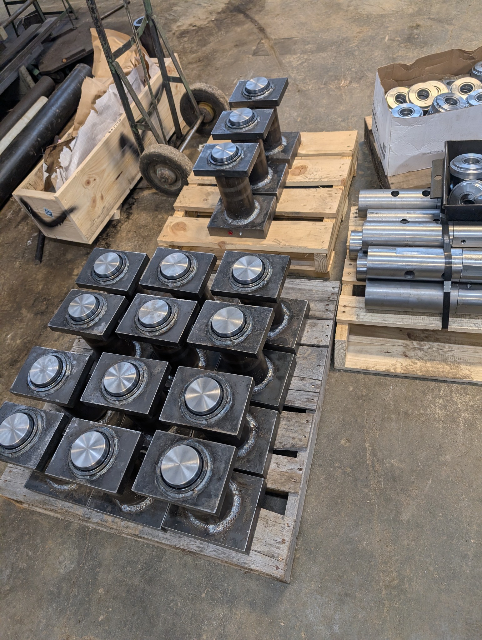 Hydraulic cylinder photo